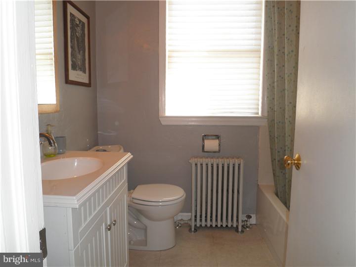 29 Yale Road Audubon, NJ 08106 - Photo 13 of 25 Gallery Image 13