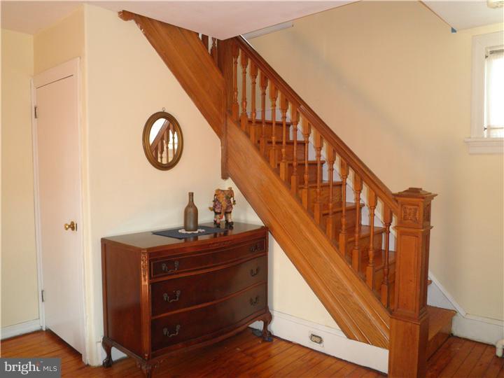 29 Yale Road Audubon, NJ 08106 - Photo 4 of 25 Gallery Image 4