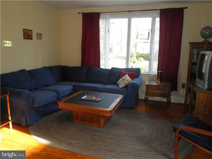 29 Yale Road Audubon, NJ 08106 - Photo 5 of 25 Gallery Image 5