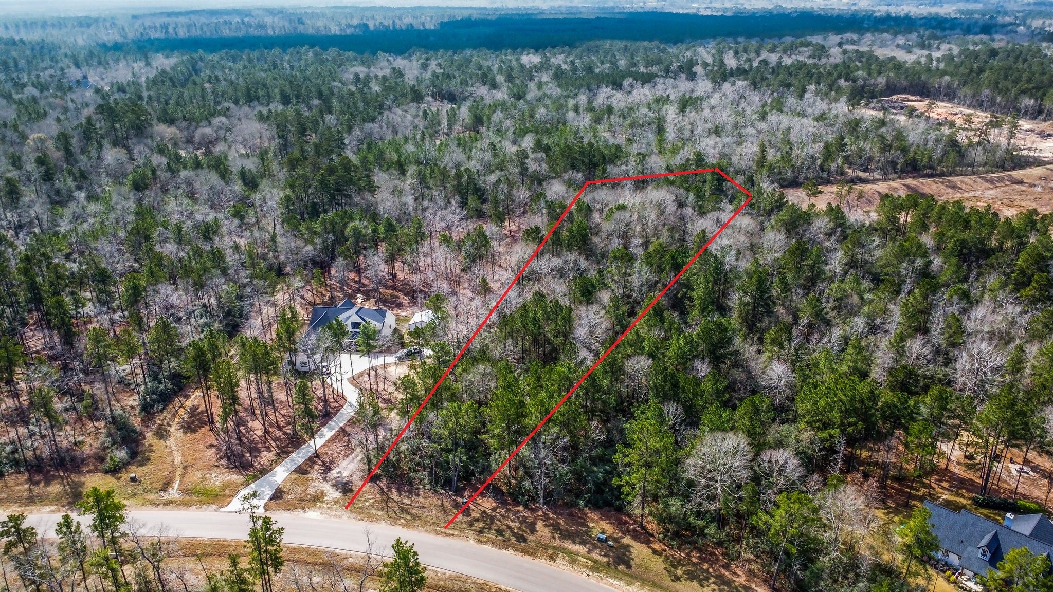 15491 Red Hawk Road Willis, TX 77378 - Photo 5 of 20 Lot lines drawn are estimated