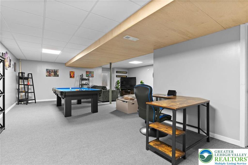 312 Redclover Lane Allentown, PA 18104 - Photo 46 of 60 a workspace with furniture