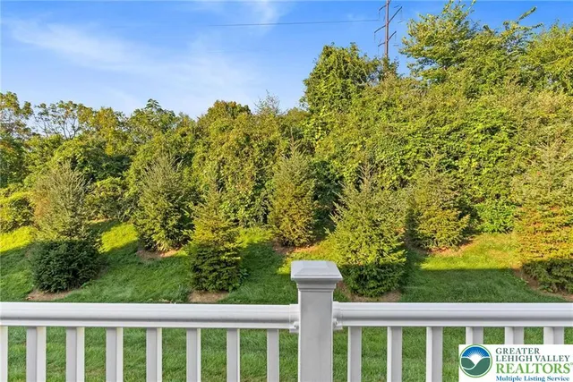 $3,000 | 312 Redclover Lane, Allentown, PA 18104