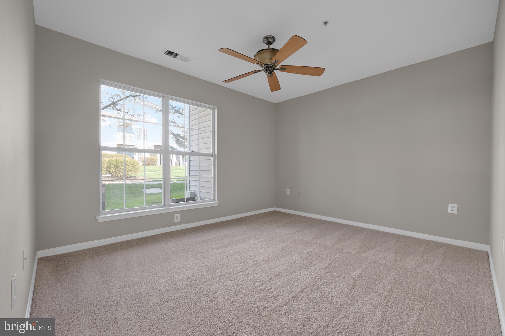 13048 Cabin Creek Road, Unit 13048 Herndon, VA 20171 - Photo 27 of 54 PRIMARY BEDROOM 1