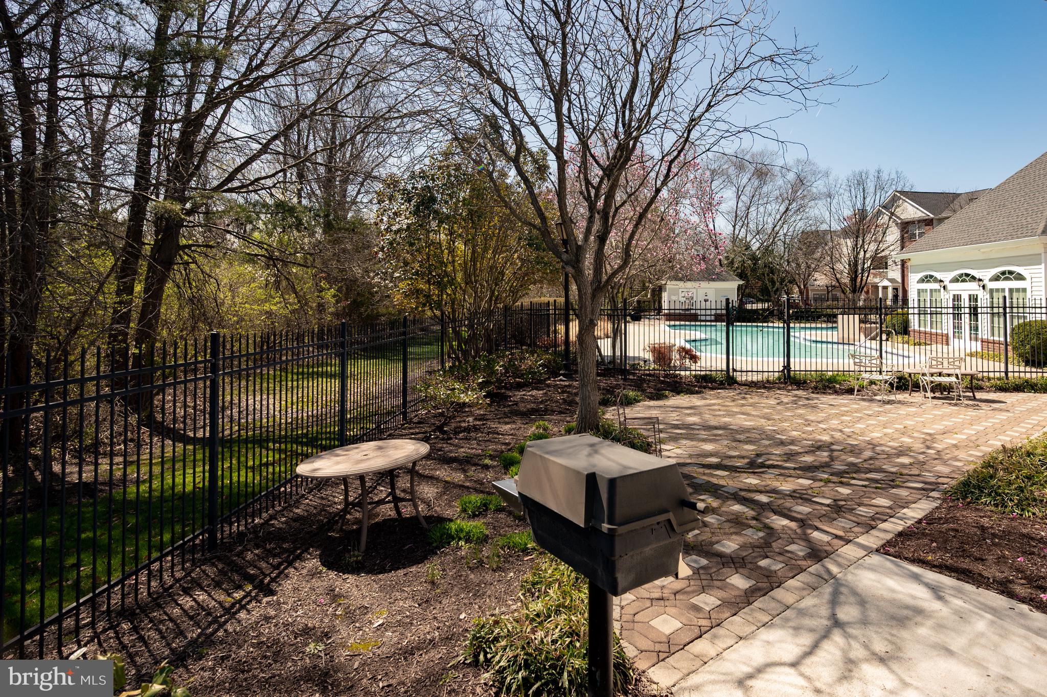 13048 Cabin Creek Road, Unit 13048 Herndon, VA 20171 - Photo 42 of 54 PICNIC AREA