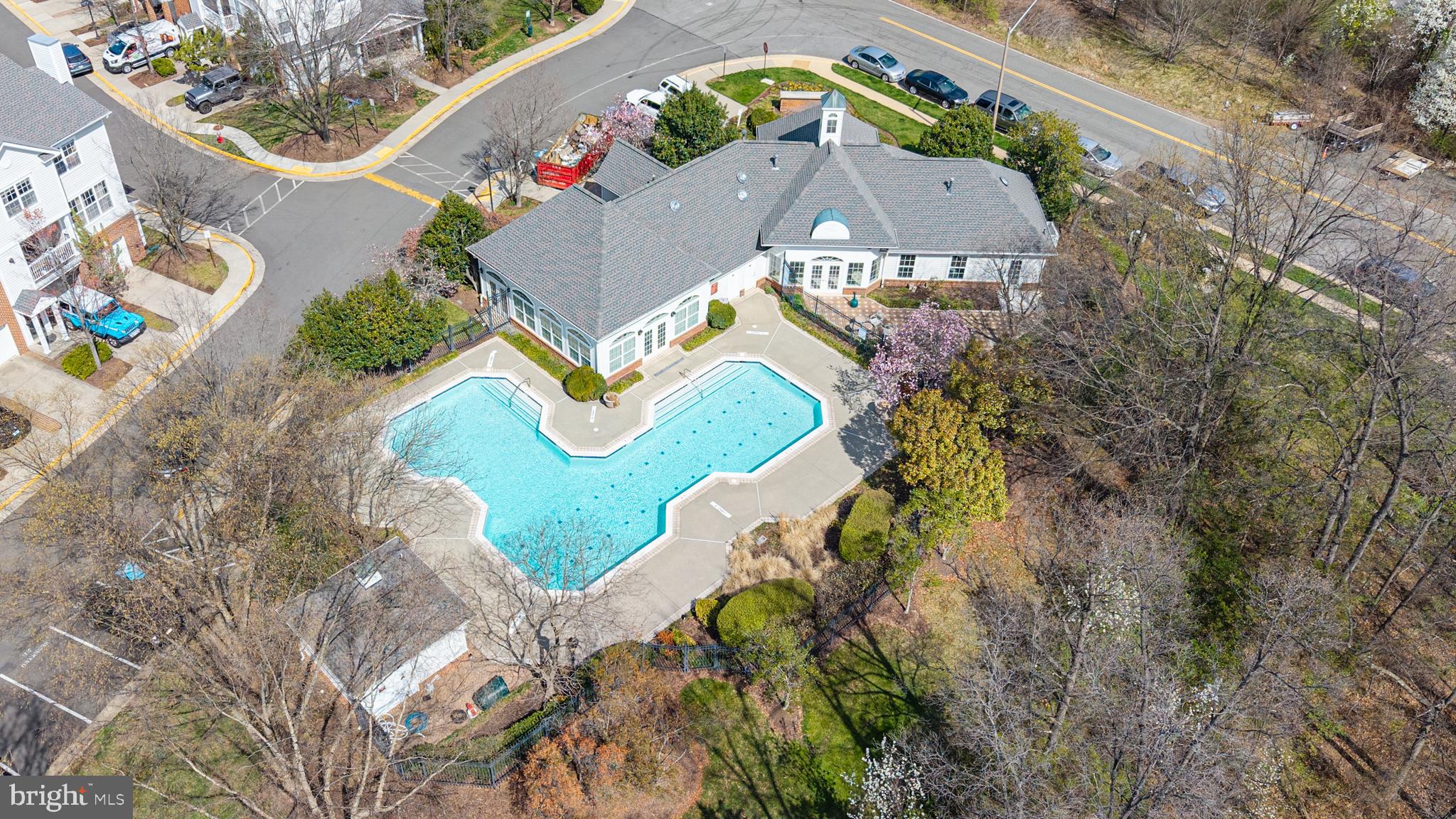 13048 Cabin Creek Road, Unit 13048 Herndon, VA 20171 - Photo 47 of 54 COMMUNITY CENTER & POOL4