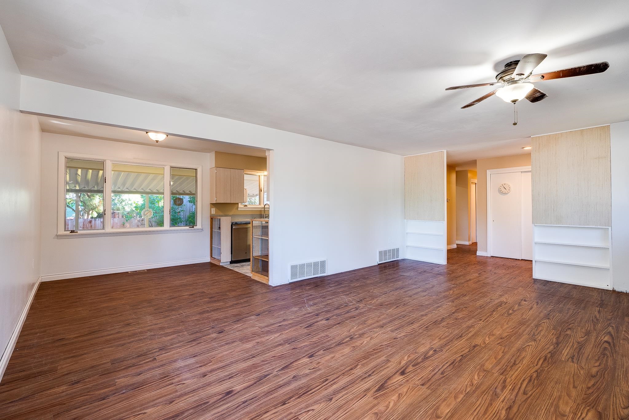 424 Ash Street Cheney, WA 99004 - Photo 3 of 37 Gallery Image 3