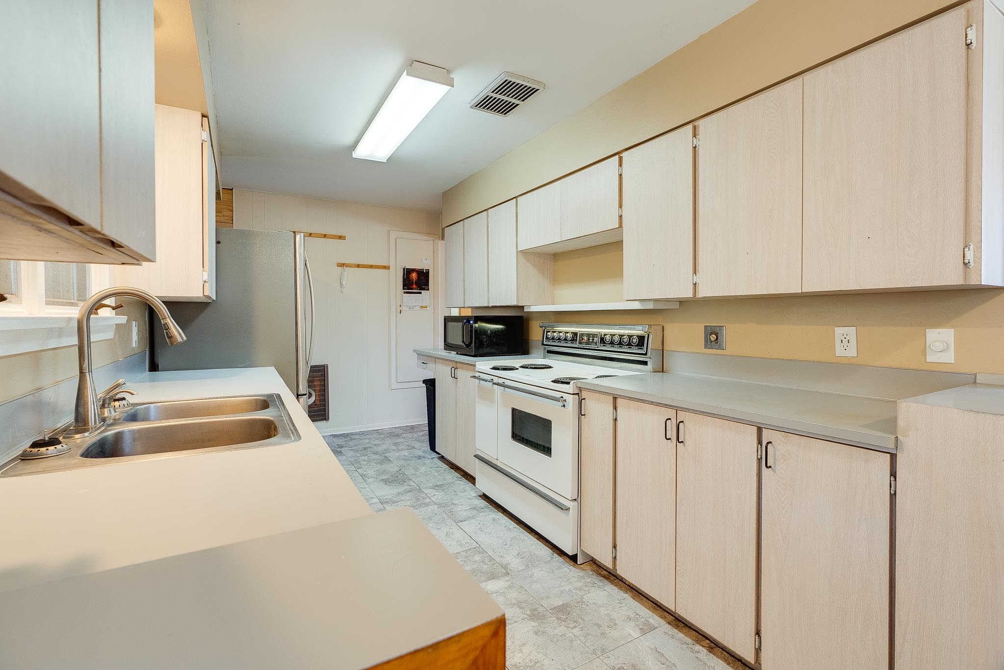 424 Ash Street Cheney, WA 99004 - Photo 5 of 37 Gallery Image 5