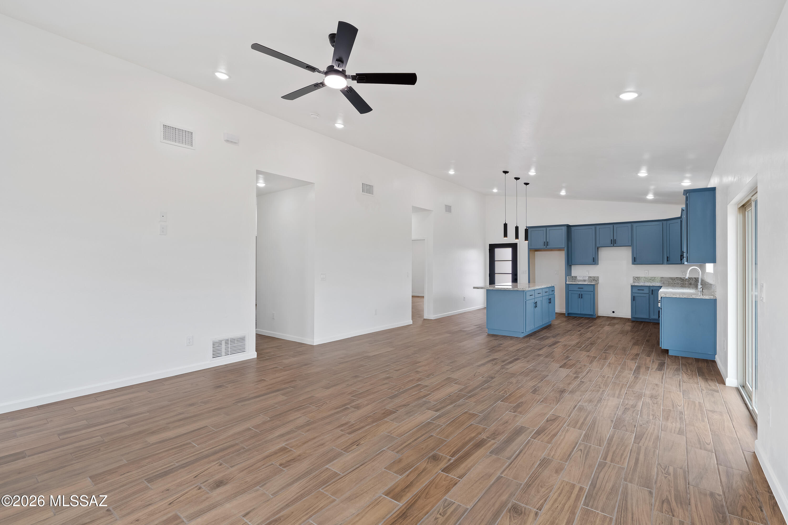 1801 Birmania Corte Rio Rico, AZ 85648 - Photo 4 of 22 2 Interiors-2