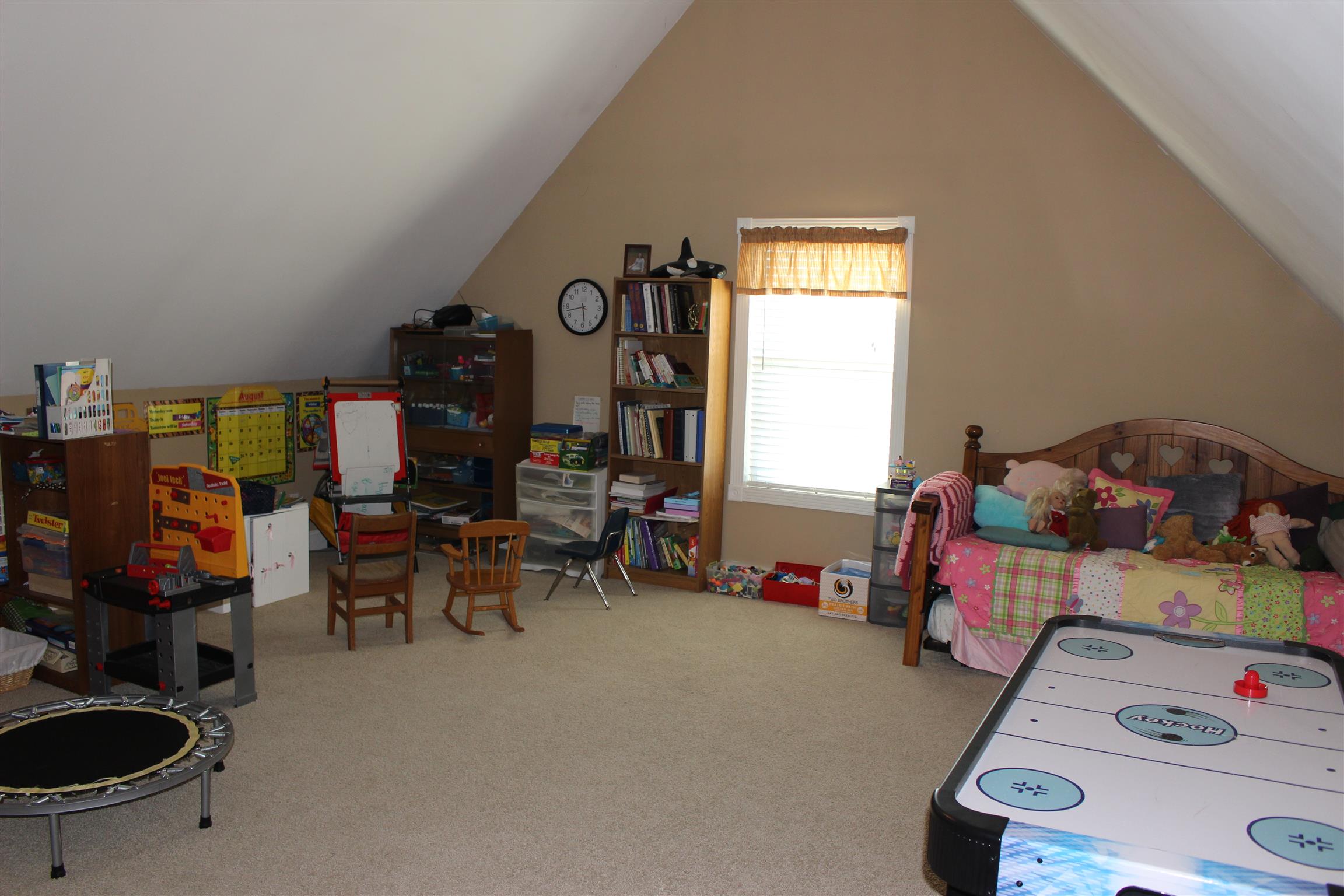 116 New Dawn Road Rockvale, TN 37153 - Photo 20 of 26 a bedroom with furniture and a chair