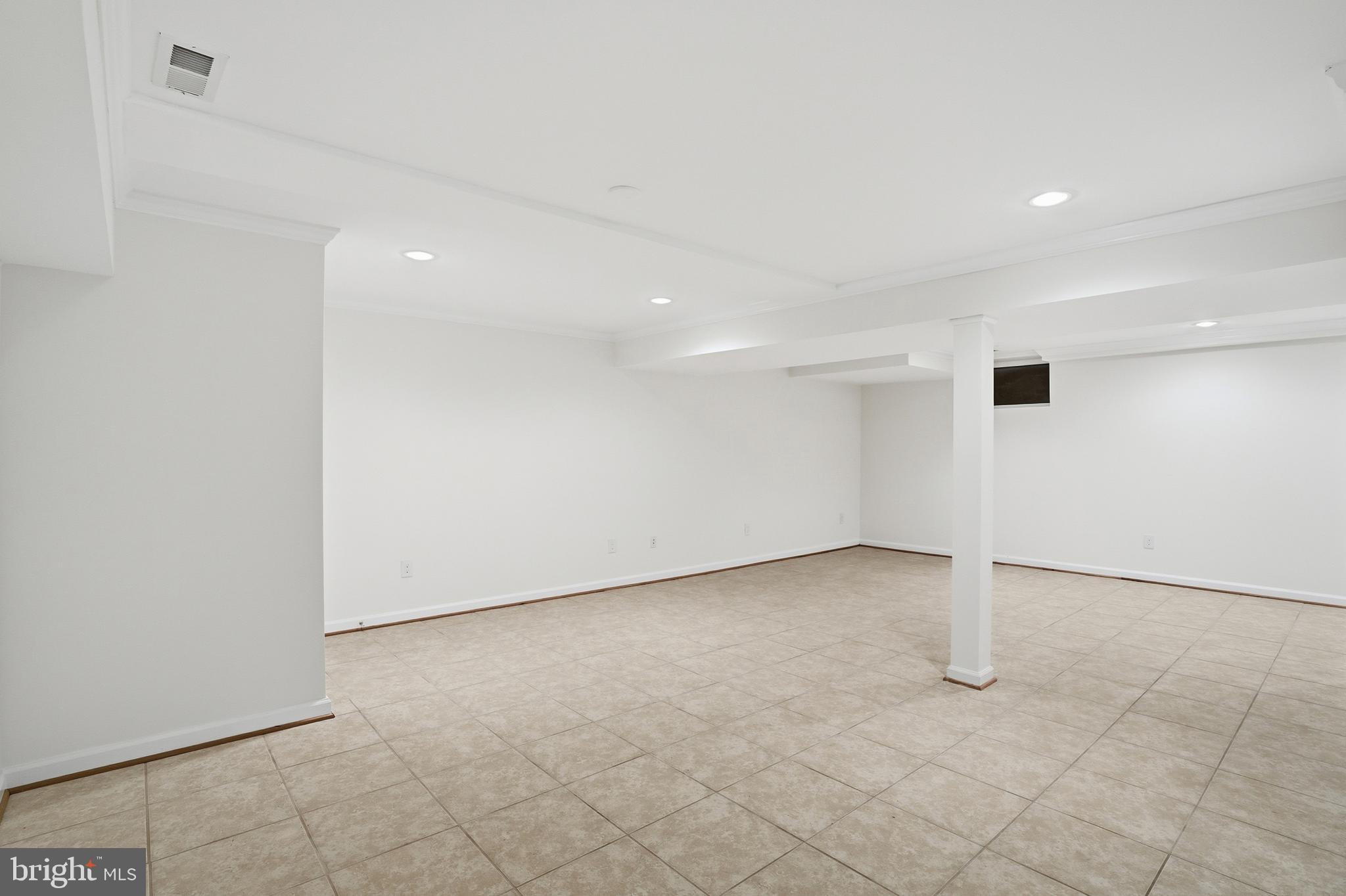 1002 Kimberwicke Road McLean, VA 22102 - Photo 31 of 64