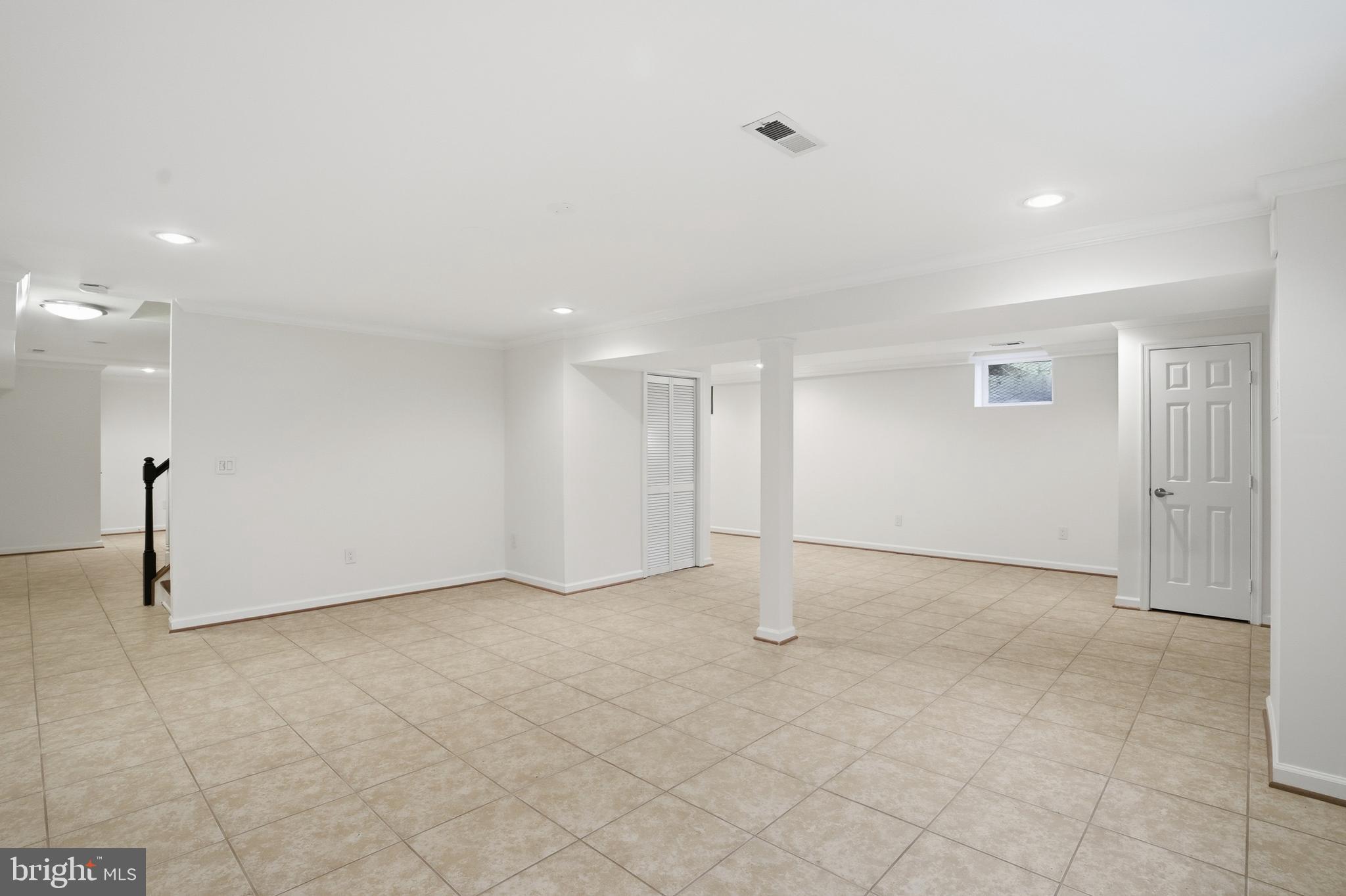 1002 Kimberwicke Road McLean, VA 22102 - Photo 33 of 64