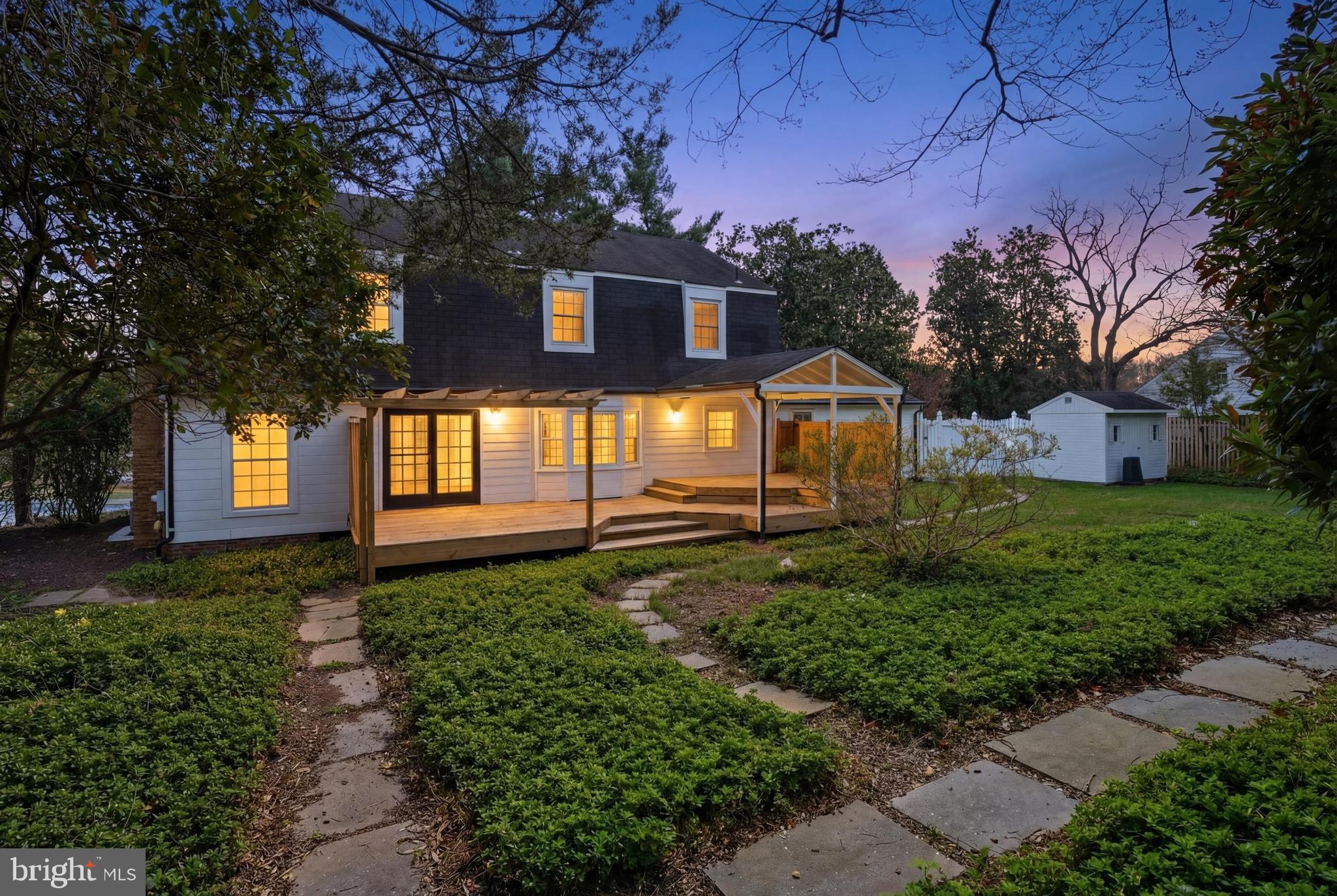 1002 Kimberwicke Road McLean, VA 22102 - Photo 4 of 64