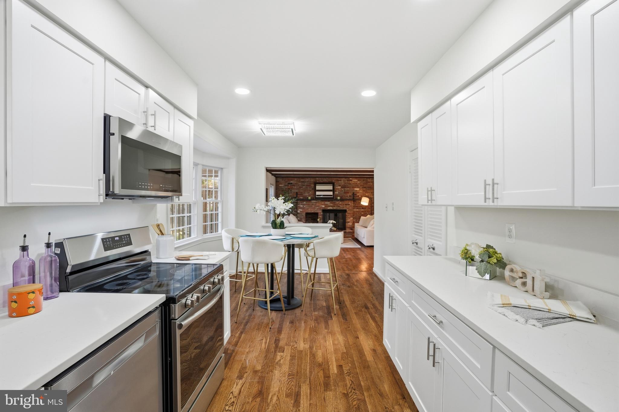 1002 Kimberwicke Road McLean, VA 22102 - Photo 10 of 64