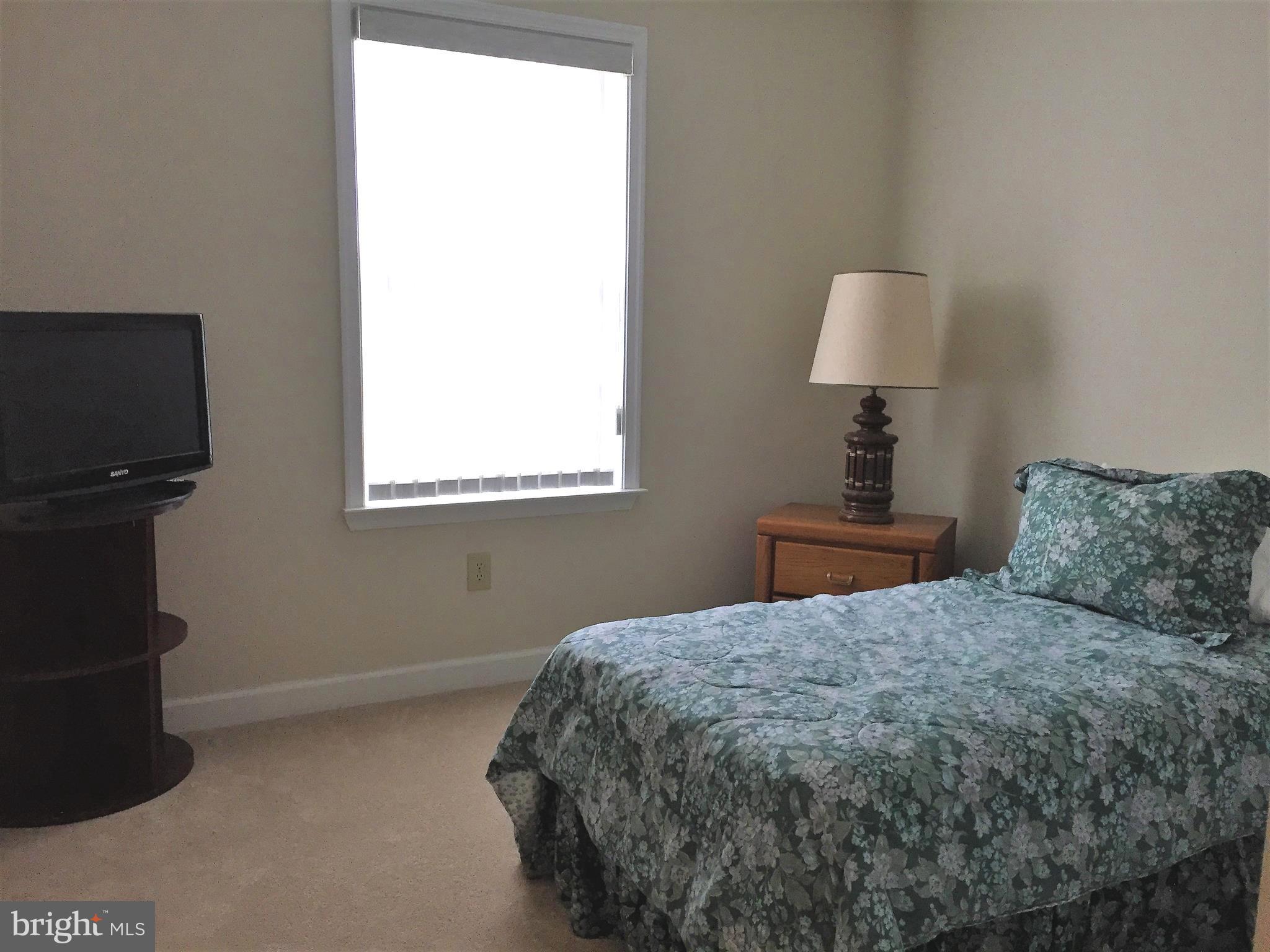 11406 Smiloff Road White Marsh, MD 21162 - Photo 16 of 30 3rd Bedroom