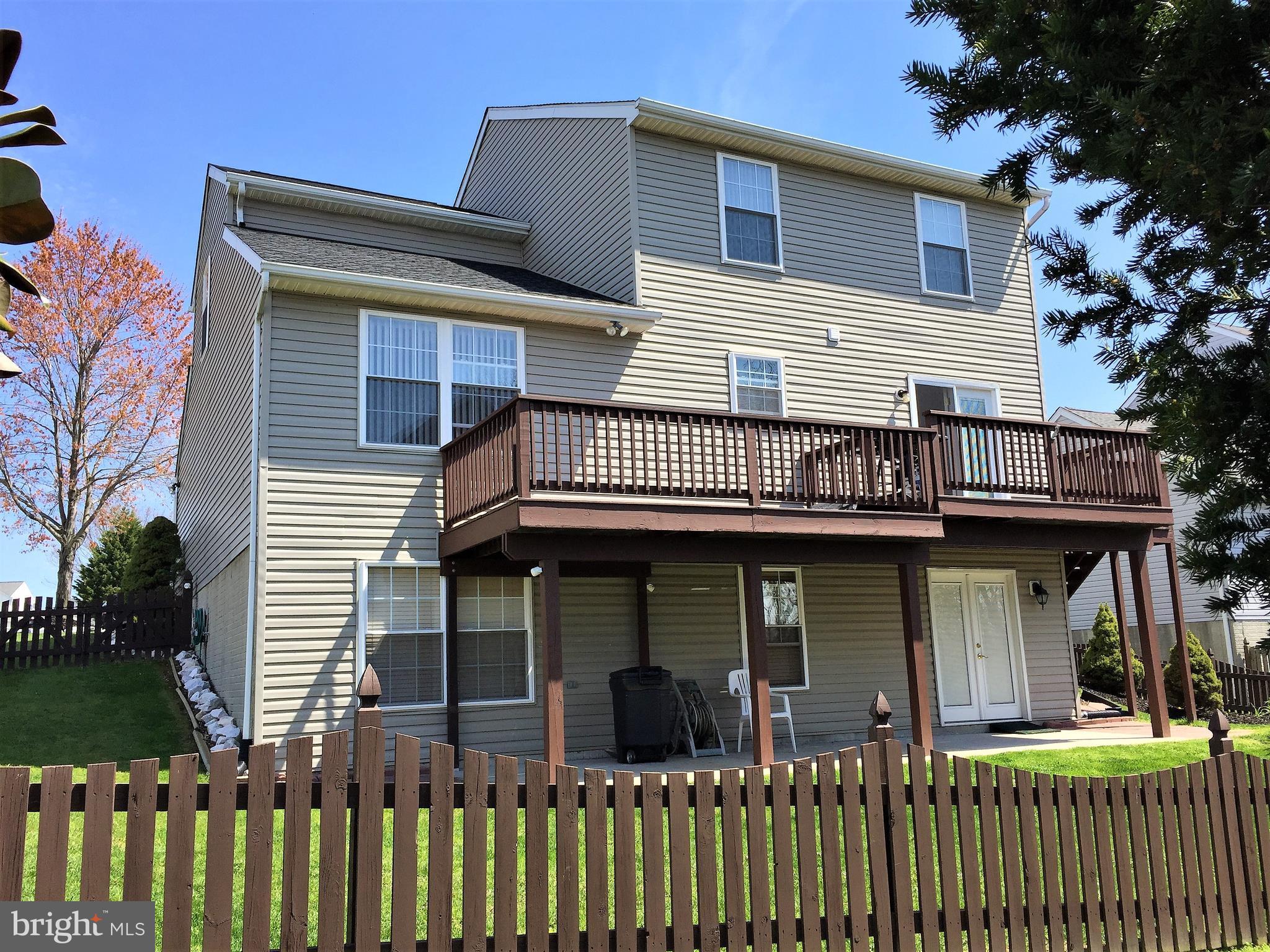 11406 Smiloff Road White Marsh, MD 21162 - Photo 25 of 30 Exterior (Rear)