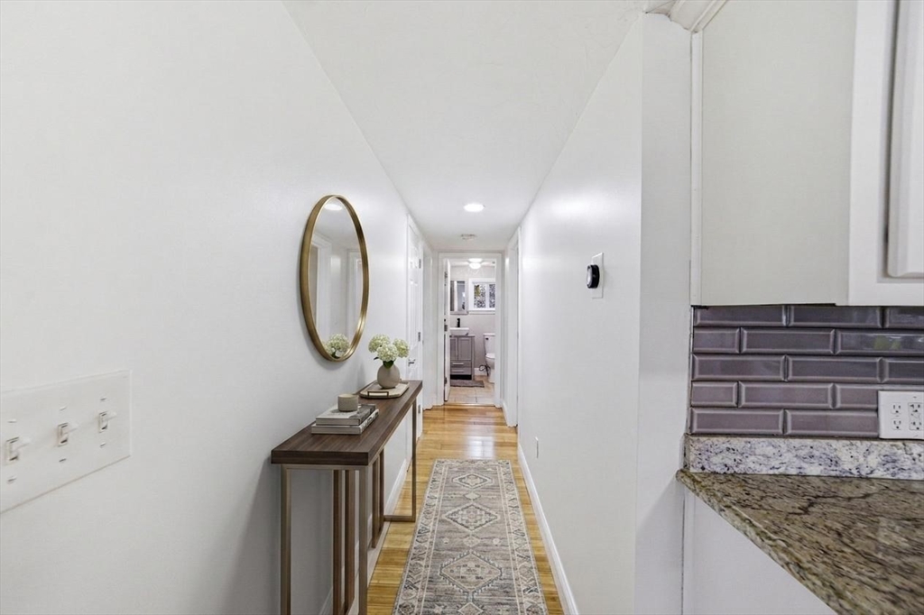 39 Brook Street Mansfield, MA 02048 - Photo 11 of 38