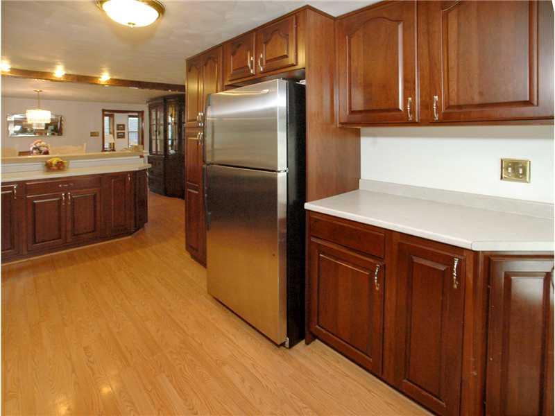 249 McWilliams Road Trafford, PA 15085 - Photo 4 of 21 Kitchen.