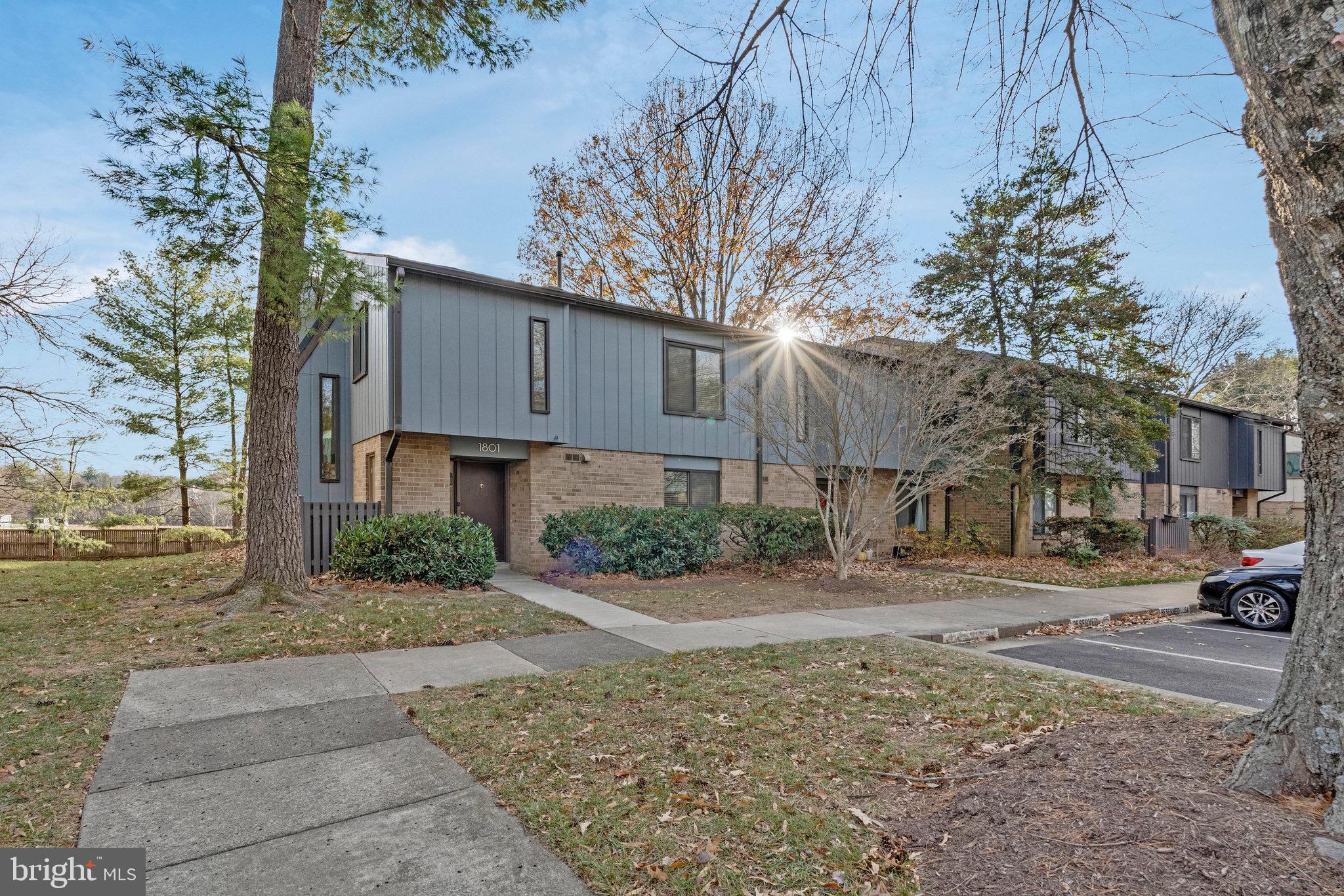 1801 Ivy Oak Square, Unit 65 Reston, VA 20190 - Photo 3 of 43