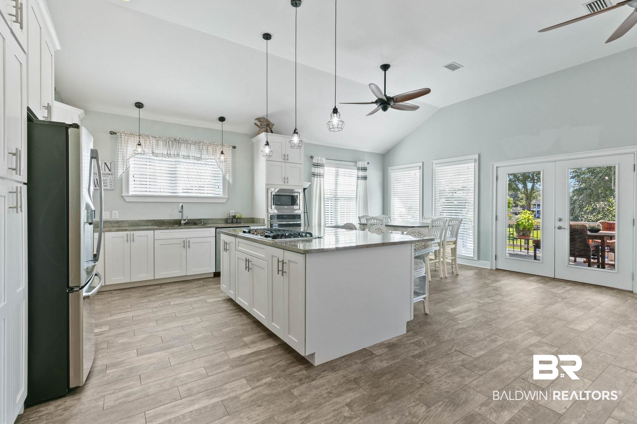 18818 James Road Gulf Shores, AL 36542 - Photo 5 of 98 Gallery Image 5