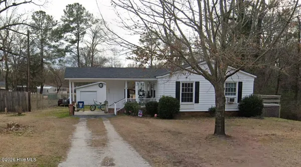 $1,600 | 1023 Shirley Drive, Jacksonville, NC 28540