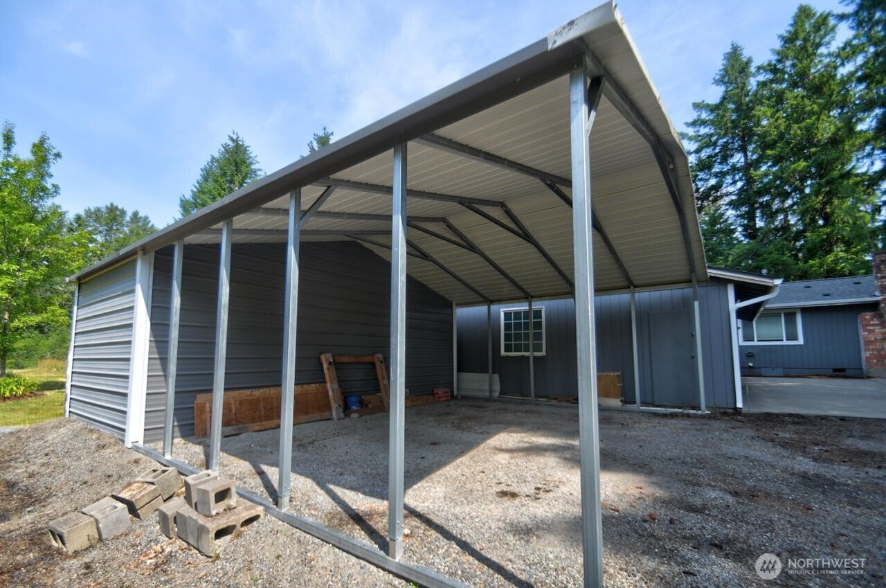 12515 Hubbard Road Southeast Rainier, WA 98576 - Photo 21 of 24 Gallery Image 21