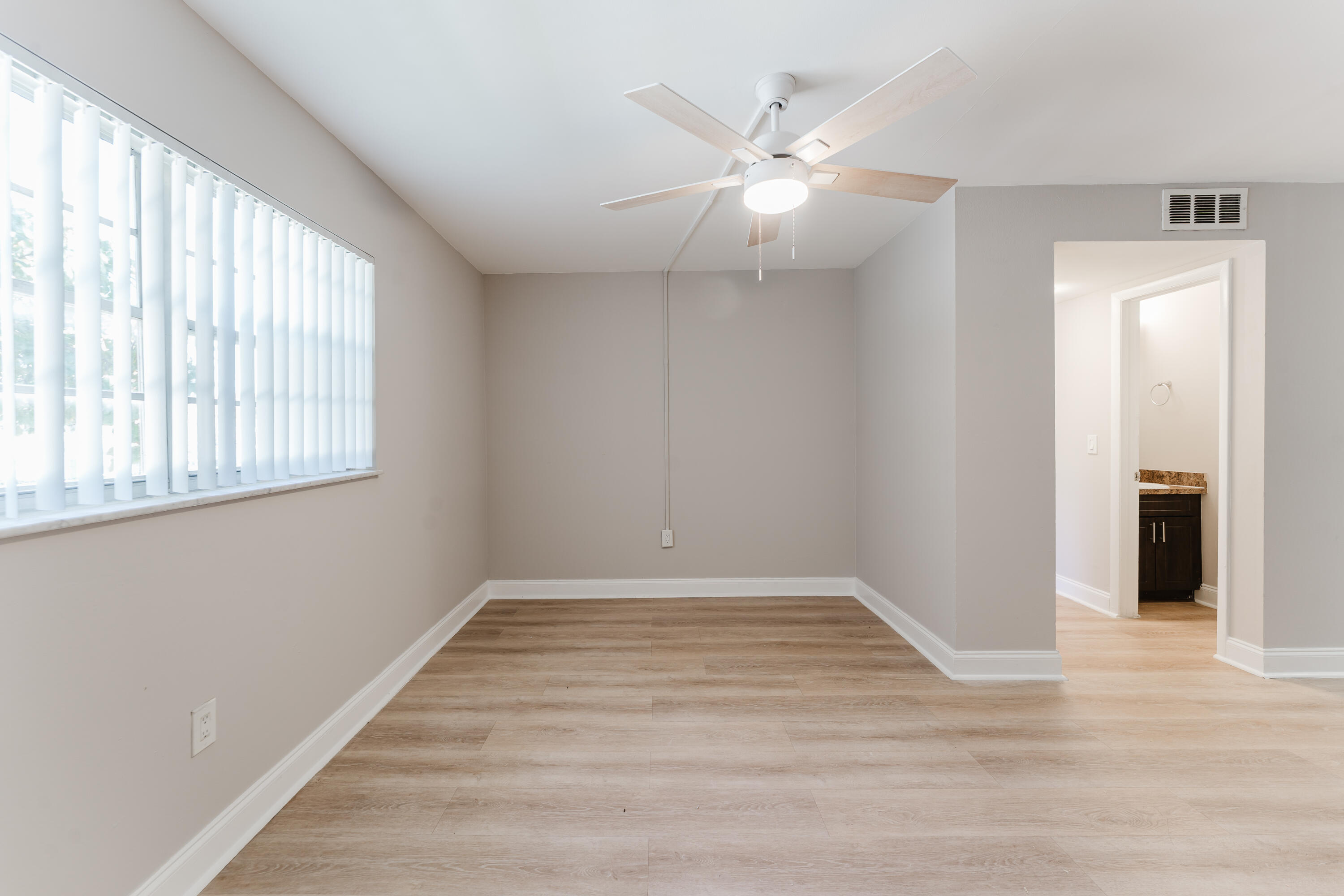 650 Southwest 2nd Avenue, Unit 252 Boca Raton, FL 33432 - Photo 6 of 12 SW-15