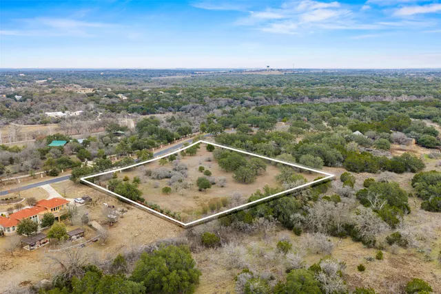 $375,000 | 415 East Bartlett Drive, Buda, TX 78610