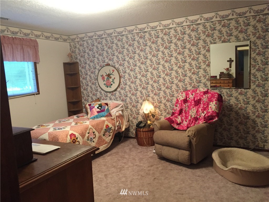 134 Gassman Road Castle Rock, WA 98611 - Photo 10 of 15 Gallery Image 10