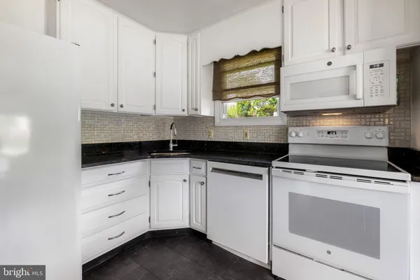 $495,000 | 1907 Logwind Road, Baltimore, MD 21228