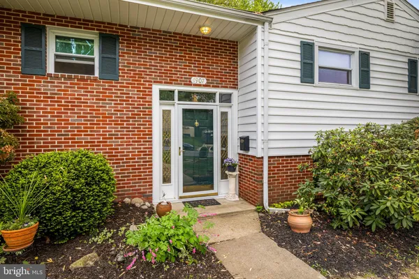 $495,000 | 1907 Logwind Road, Baltimore, MD 21228
