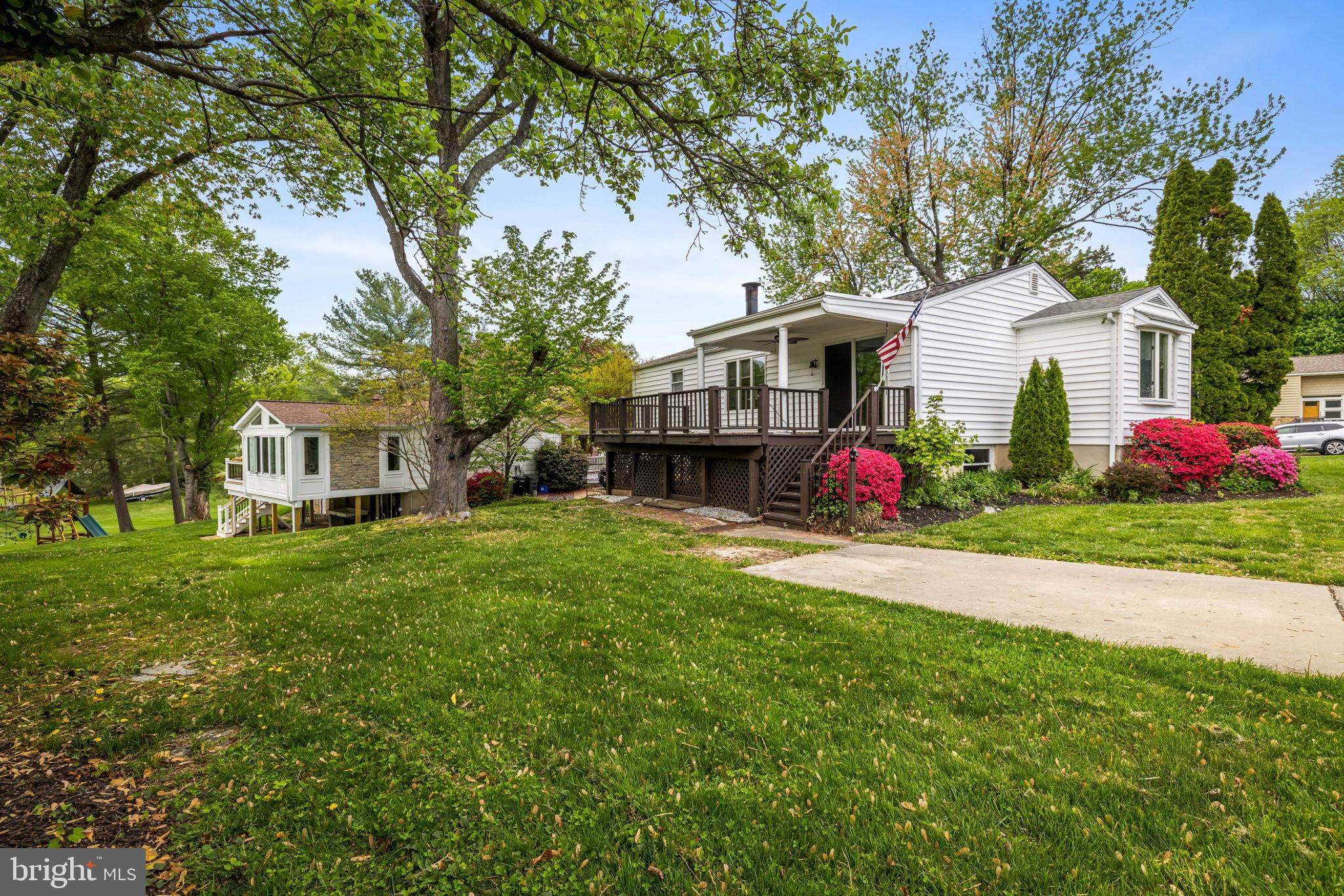 1907 Logwind Road Baltimore, MD 21228 - Photo 6 of 48