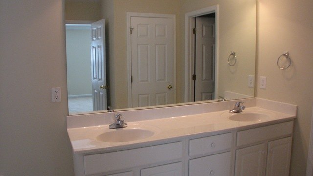 423 Shellstone Court Boiling Springs, SC 29316 - Photo 10 of 16 Gallery Image 10