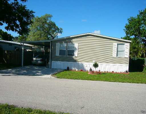 23056 Watergate Circle Boca Raton, FL 33428 - Photo 1 of 8 Primary Photo