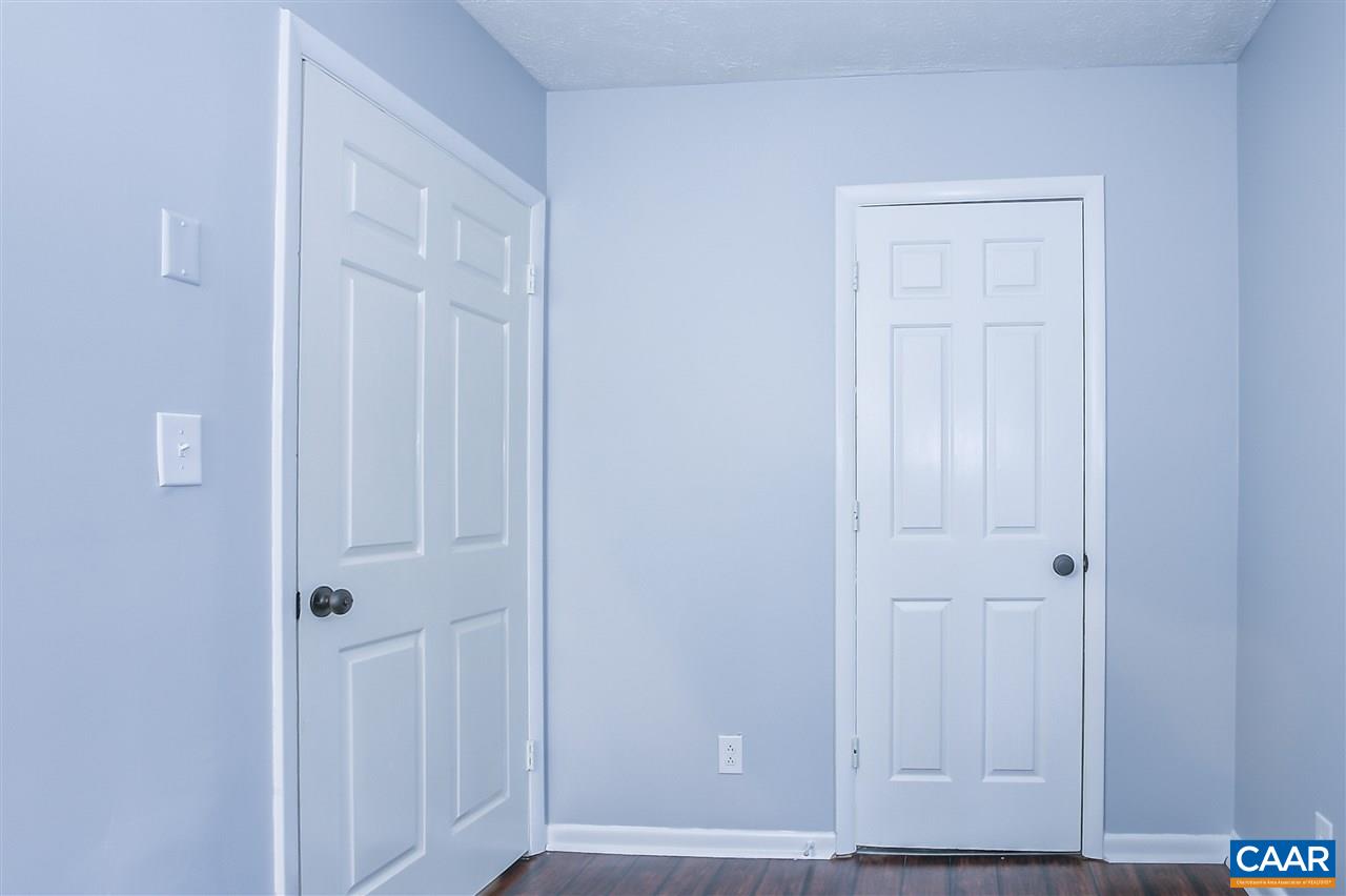 1 Dogleg Road Palmyra, VA 22963 - Photo 11 of 19 a view of a elevator