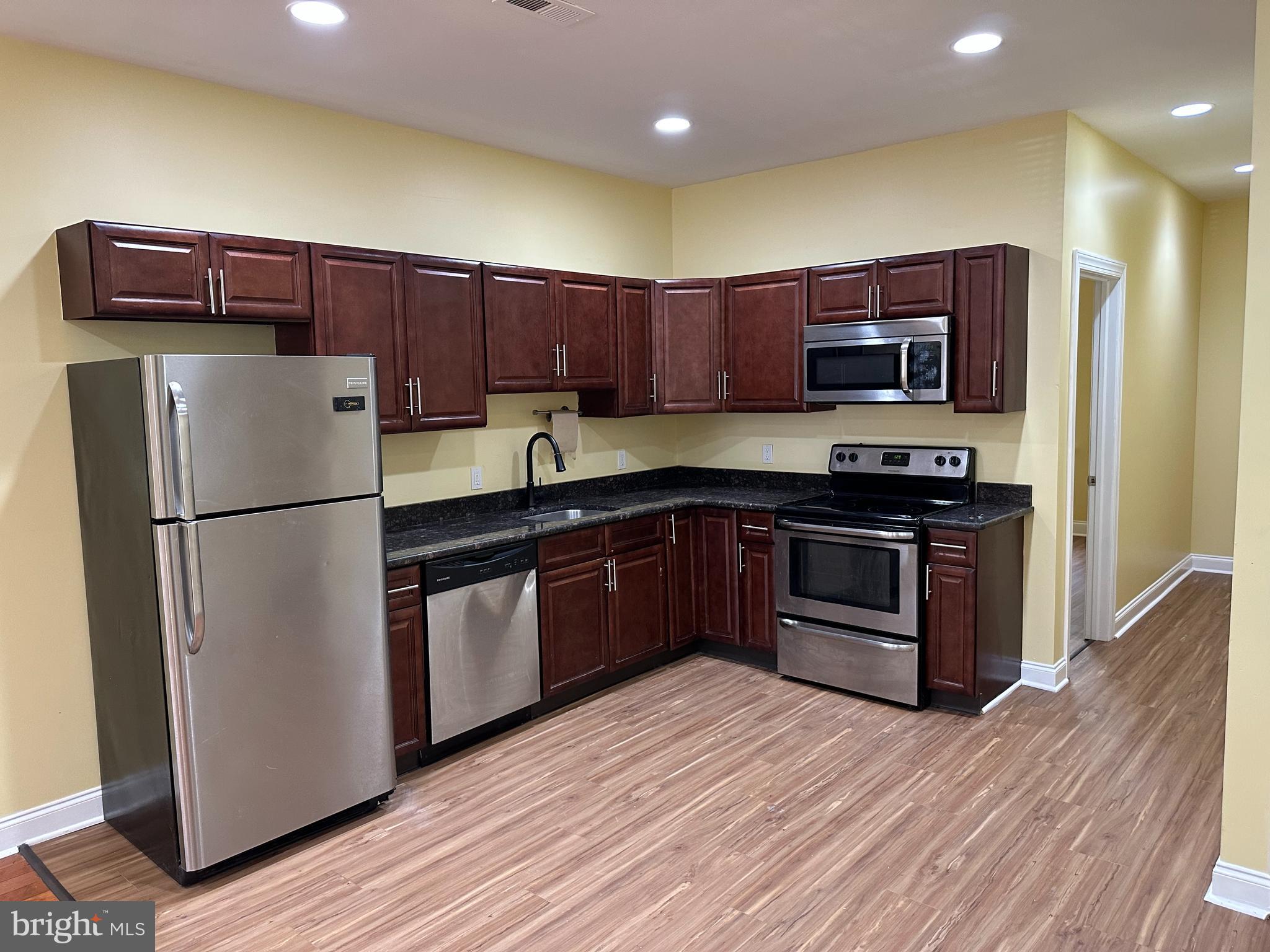 3808 Spring Garden Street Philadelphia, PA 19104 - Photo 2 of 17
