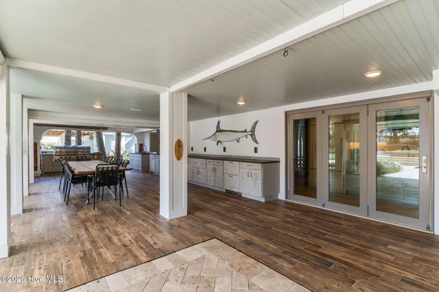 $5,500,000 | 241 West First Street, Ocean Isle Beach, NC 28469