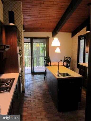 27 Glen Alpine Road Phoenix, MD 21131 - Photo 13 of 23 Kitchen