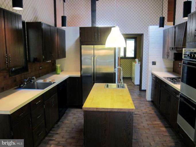 27 Glen Alpine Road Phoenix, MD 21131 - Photo 5 of 23 Kitchen