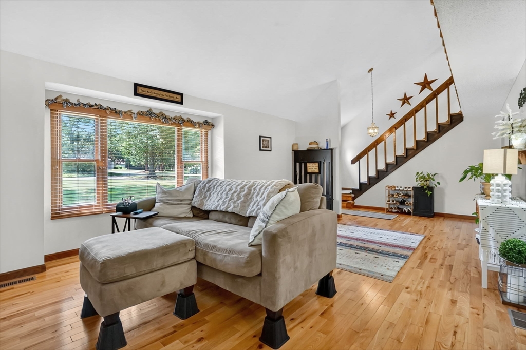419 Southwick Road, Unit M56 Westfield, MA 01085 - Photo 13 of 39 Gallery Image 13