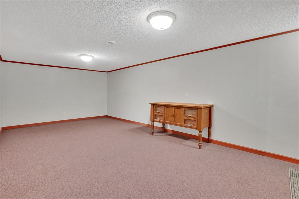 419 Southwick Road, Unit M56 Westfield, MA 01085 - Photo 32 of 39 Gallery Image 32
