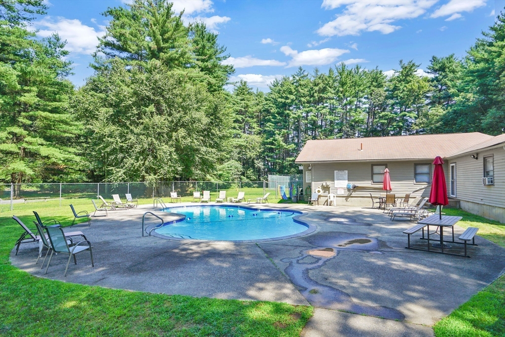 419 Southwick Road, Unit M56 Westfield, MA 01085 - Photo 38 of 39 Gallery Image 38