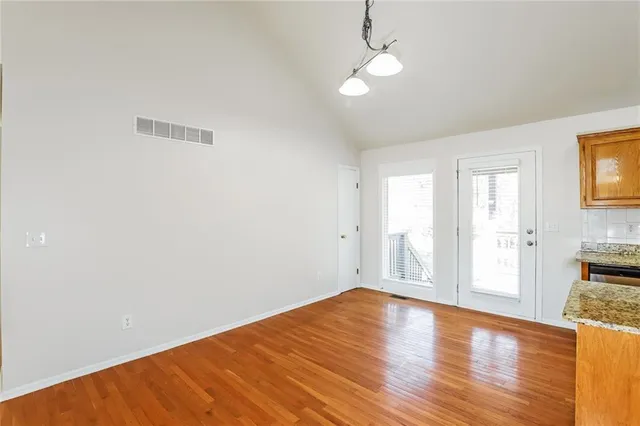 $3,025 | 10926 Rowland Avenue, Kansas City, KS 66109