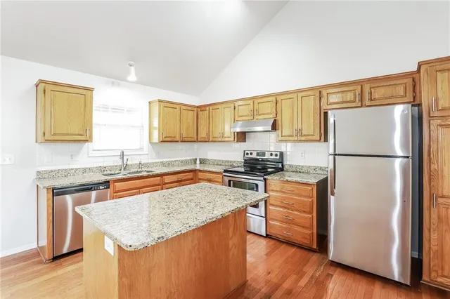 $3,025 | 10926 Rowland Avenue, Kansas City, KS 66109