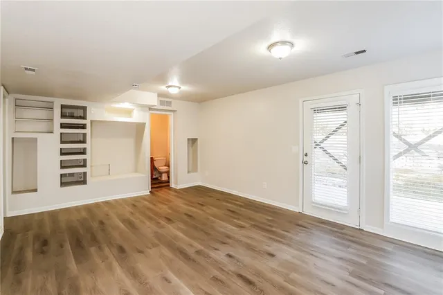 $3,025 | 10926 Rowland Avenue, Kansas City, KS 66109