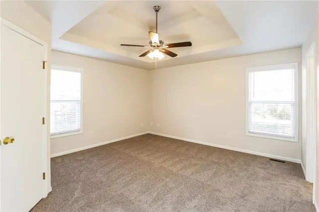 $3,025 | 10926 Rowland Avenue, Kansas City, KS 66109