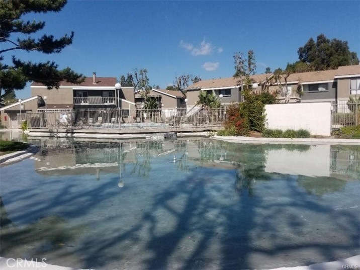 2811 South Fairview Street, Unit B Santa Ana, CA 92704 - Photo 4 of 19