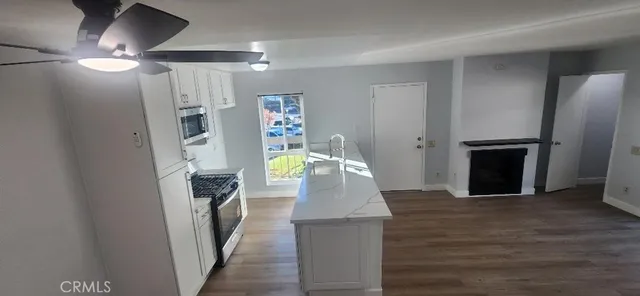 $1,990 | 2811 South Fairview Street, Unit B, Santa Ana, CA 92704