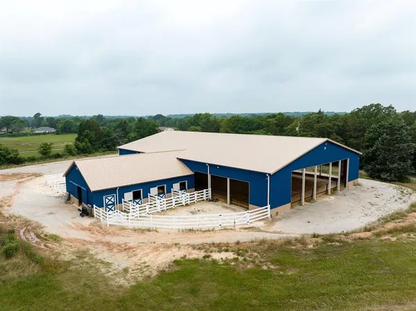$950,000 | 370 County Road 4134, Canton, TX 75103