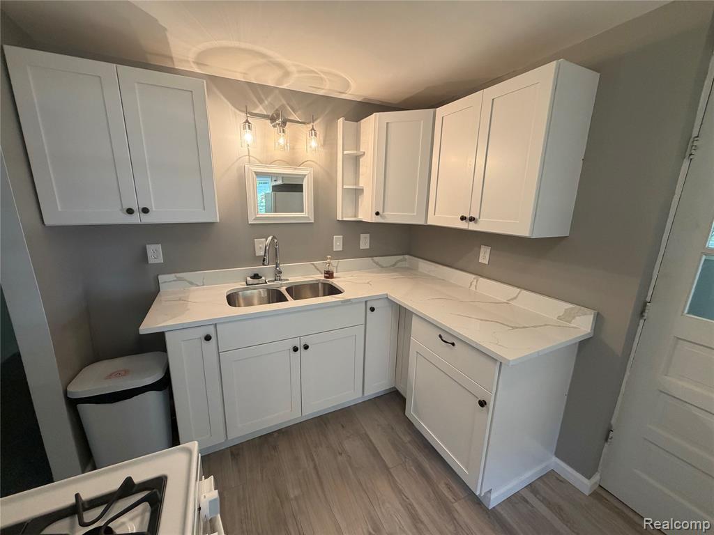 50730 Fairchild Road New Baltimore, MI 48051 - Photo 19 of 55