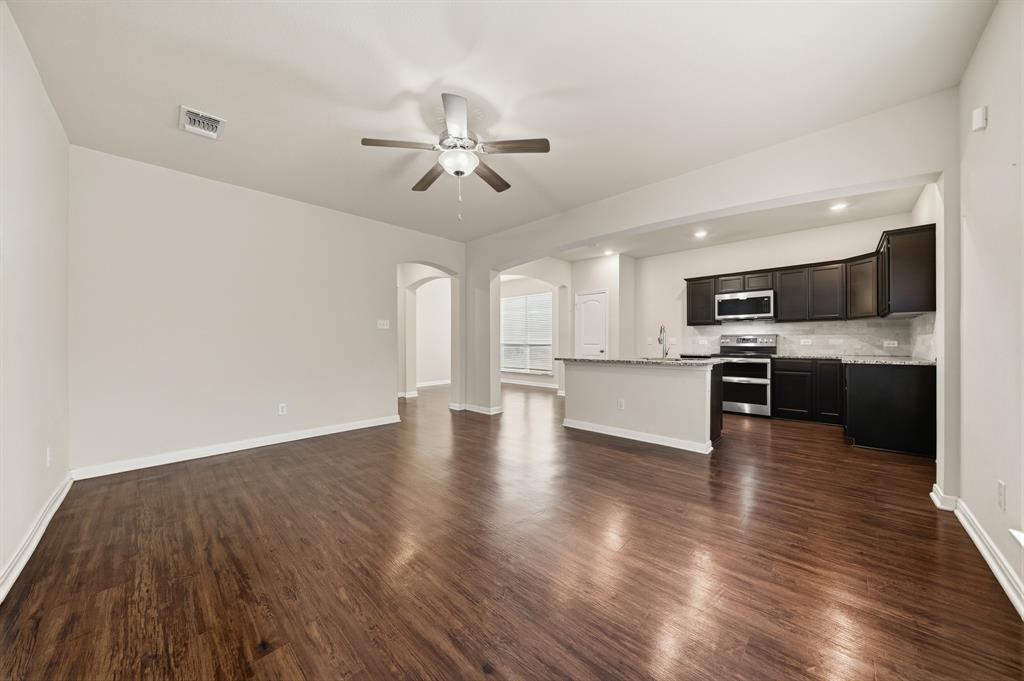 602 Hobby Road Copperas Cove, TX 76522 - Photo 4 of 40 Gallery Image 4